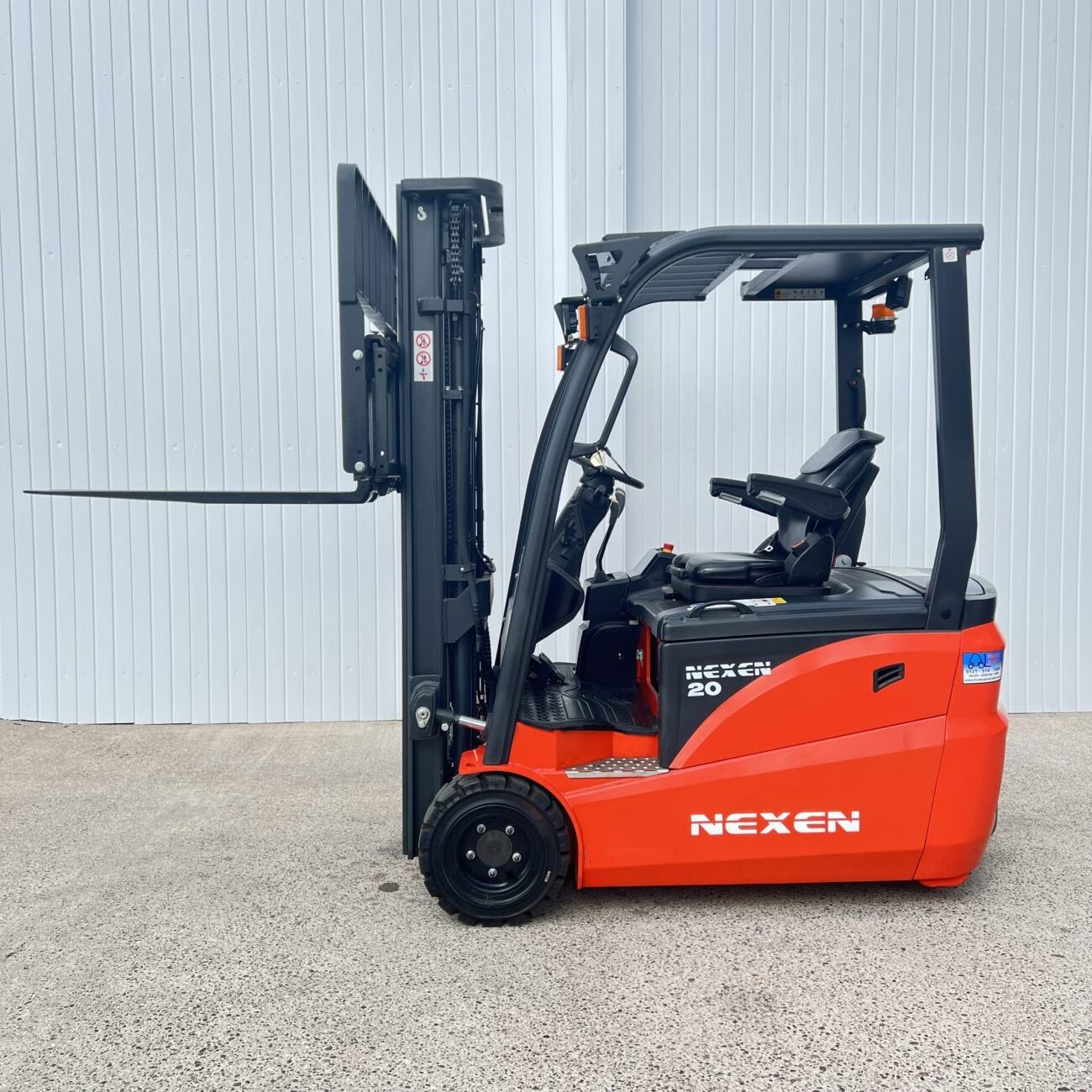 Forklift for Sale 3tons small Forklift for Sale used Komatsu Forklift 3 Ton Diesel Engine 3000