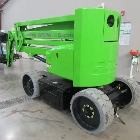 STRONG Used cherry picker towable boom lift Hydraulic Scissors trailer mounted man lift platform