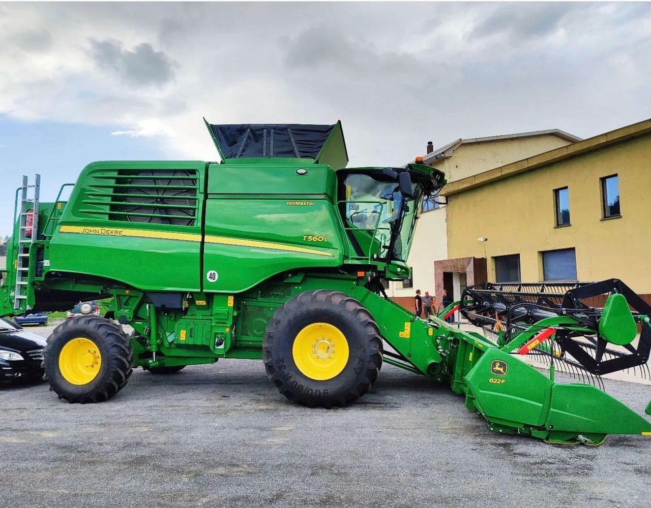 Fairly used cotton combine harvester agricultural machine cotton picker with good quality used combine harvester