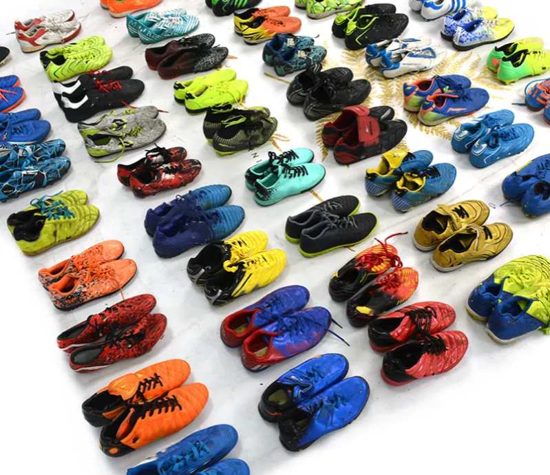 S04 international used basketball shoes bundle for men Branded Second Hand Men Football Shoes In Bales Imported Shoes