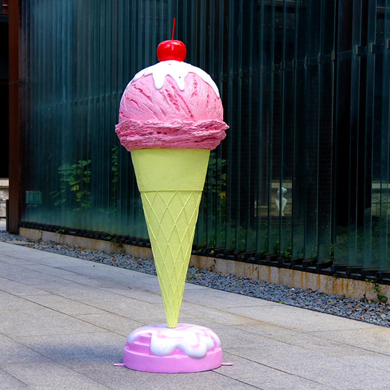 2022 hot selling candy props sculpture giant ice cream cone large melting popsicles statues