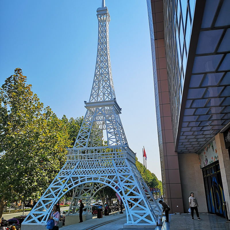 wholesale price large eiffel tower in paris for outdoor hotel decoration