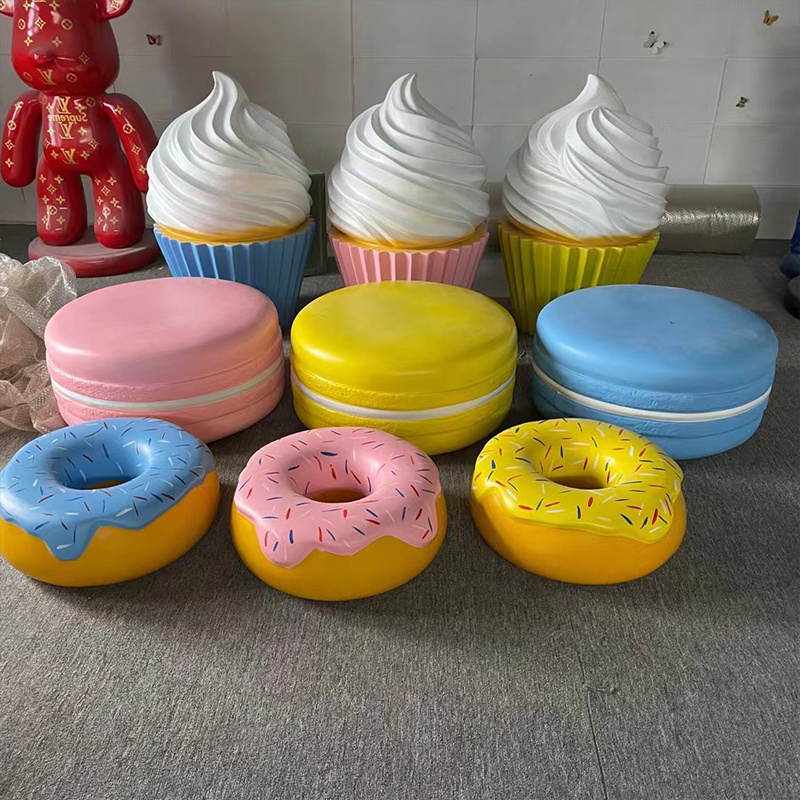 ice cream window  prop display/ hanging ice cream cones fiberglass/ ice cream shop furniture