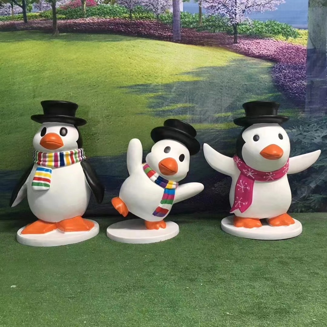 Cheap Price Custom Fiberglass Resin Christmas Cartoon Penguin Statue For New Year Decoration