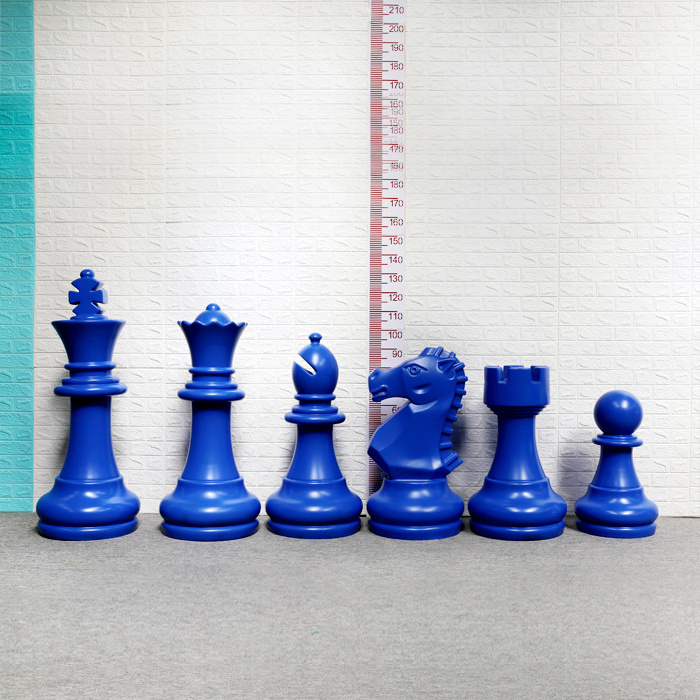 Modern pop art decorative resin crafts giant fiberglass chess set statue for selfie museum decoration