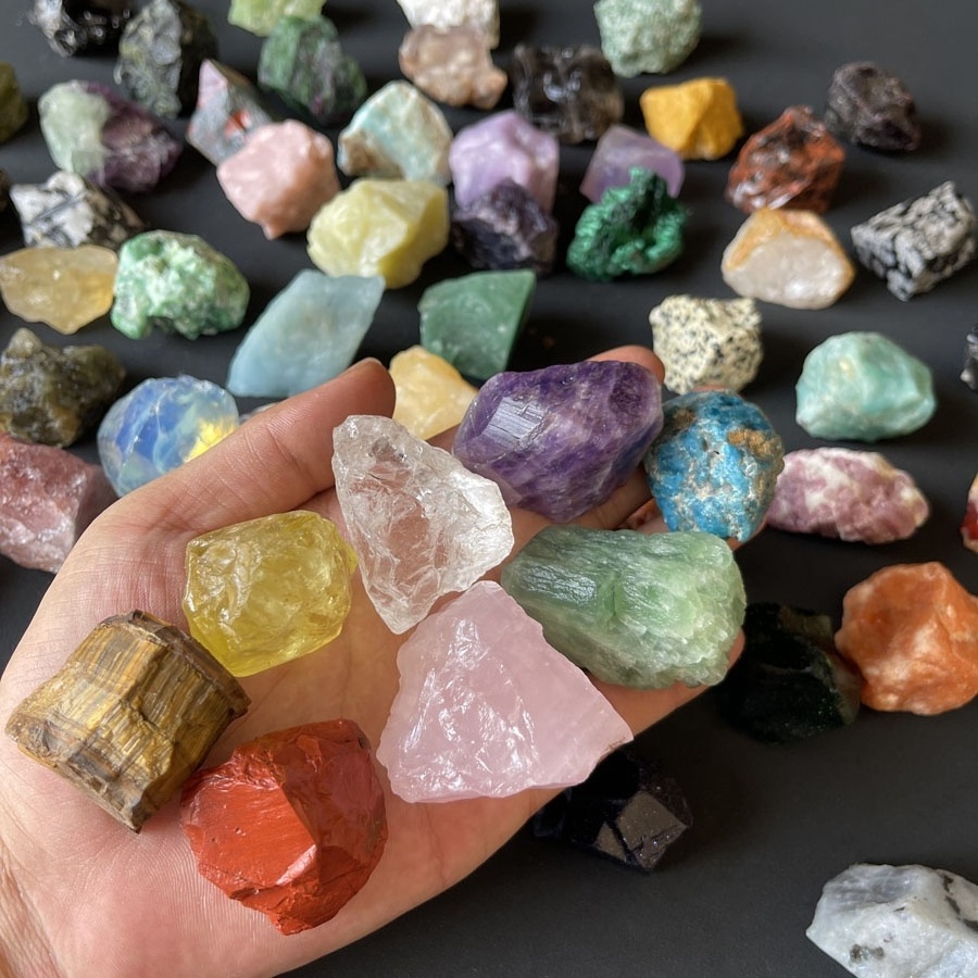 Wholesale Raw Stones Crystals And Raw Uncut Gemstones Mixed Rough Crystals Healing Stones