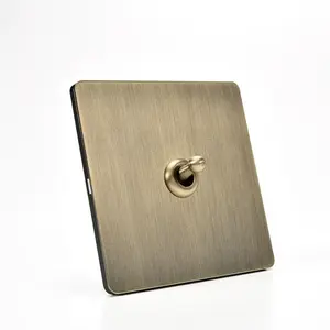 Classic metal Bronze Wall switch 220V 1/2/3/4 Gang 2 Way toggle light switch for home hotel UK standard Socket