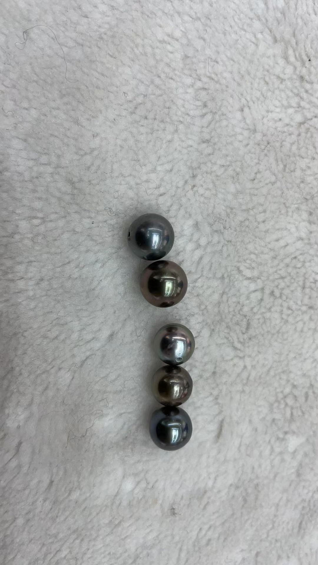 Wholesale Round Pearls Seawater Pearls Tahitian Black Natural Seawater Pearl