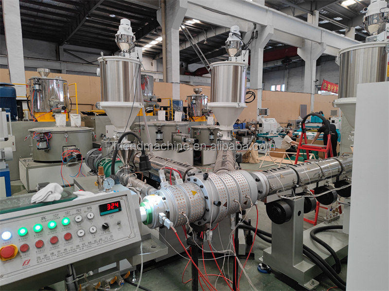 3 layers PVC pipe production line plastic pipe extrusion line three layers PE HDPE PPR pipe water supply tube production line