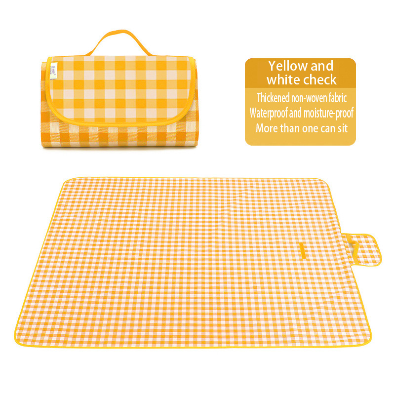 Best selling yellow waterproof and moisture-proof thickened picnic mat Outdoor camping weekend park beach outing essential