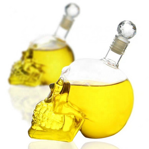 Lead-free Transparent Skull-shaped Glass Carafe Glass Decanter Wine Carafe Whiskey Wine Glass Decanter with lid