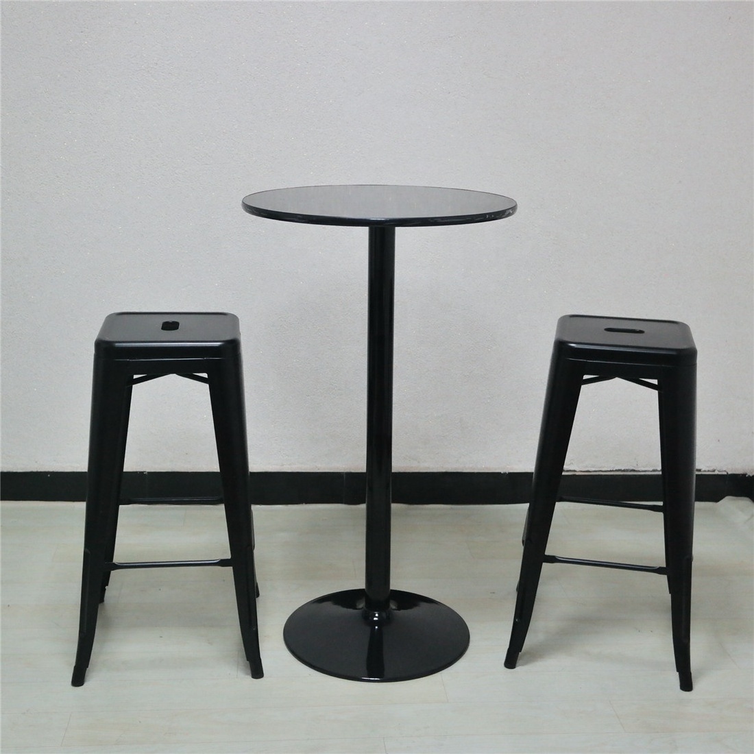 HYC-BT1 Metal base black color round modern high outdoor bar table