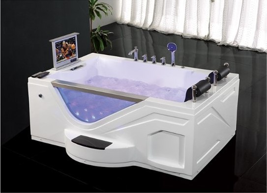 2 person hot spa bath tub with tv / bath tub bathroom