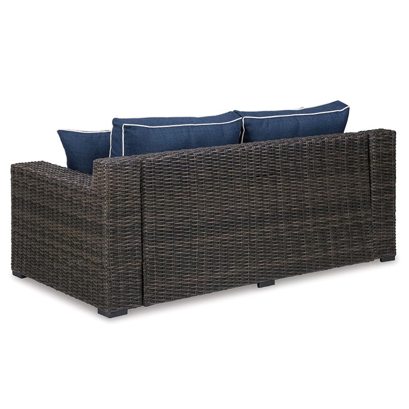 Custom classics wicker hotel garden sofa outdoor furniture loveseat with fade-resistant cushions