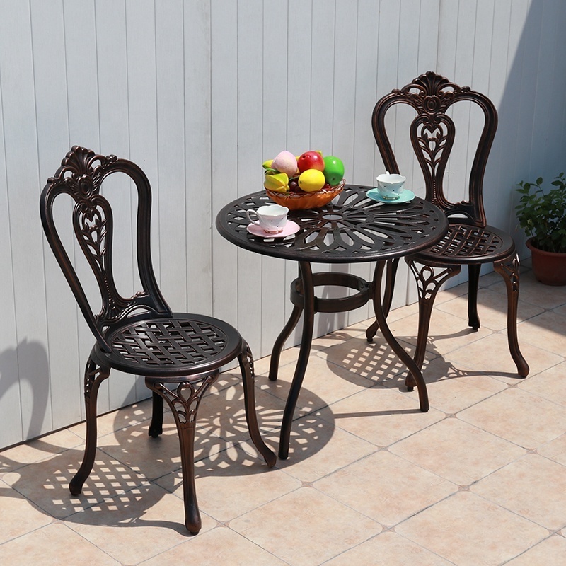 Modern Wholesale Garden Events Small Round Dining Table Set 2 Chairs Outdoor Patio Cafe Cast Aluminum Chair and Table