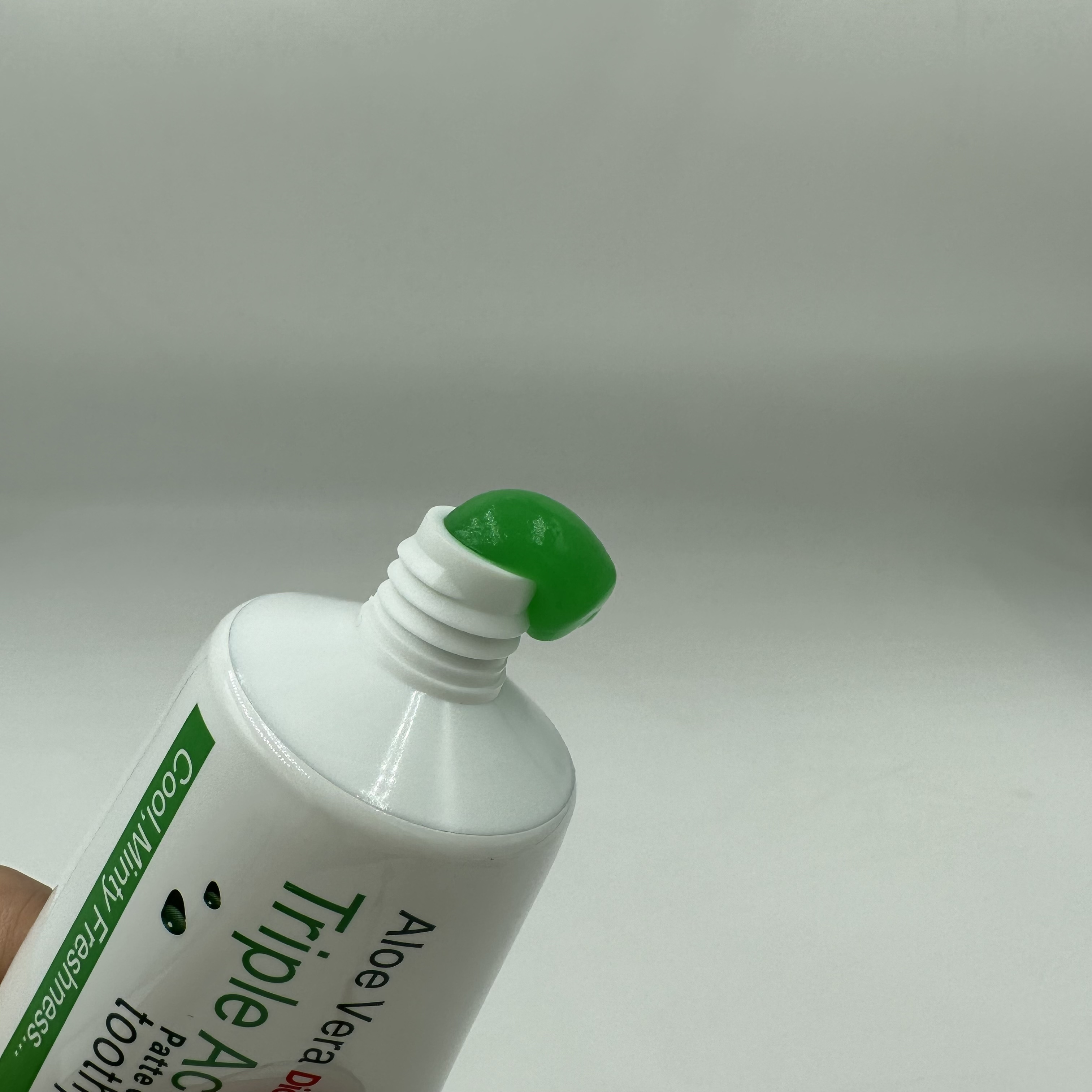 Chinese manufacturer Aloe vera toothpaste OEM fluoride free toothpaste whitening toothpaste wholesale