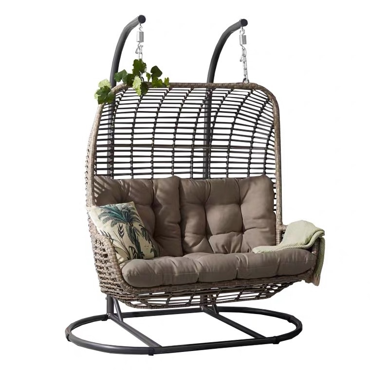 Hot selling 2 seater rattan egg chair outdoor rattan hanging swing chair