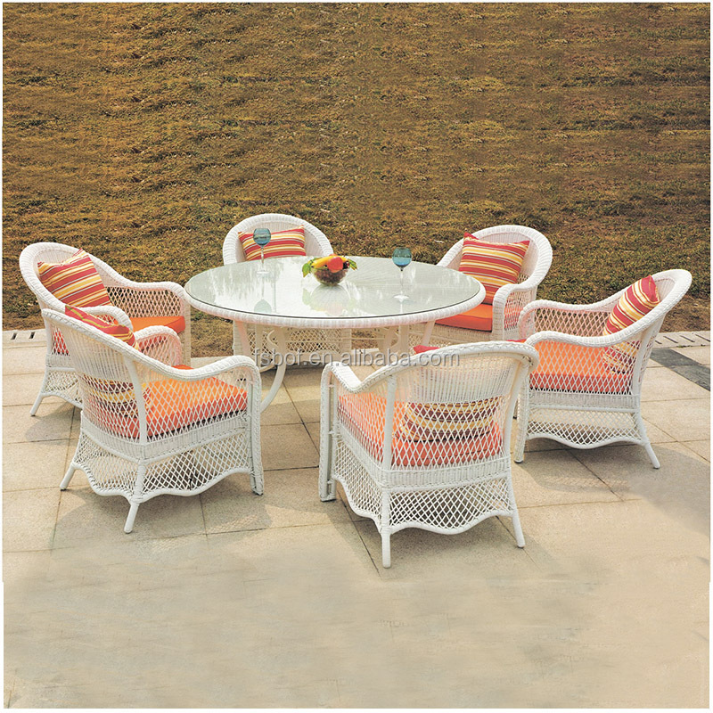 cheap pe rattan garden furniture outdoor table and chairs royal patio furniture with white color HFC-083