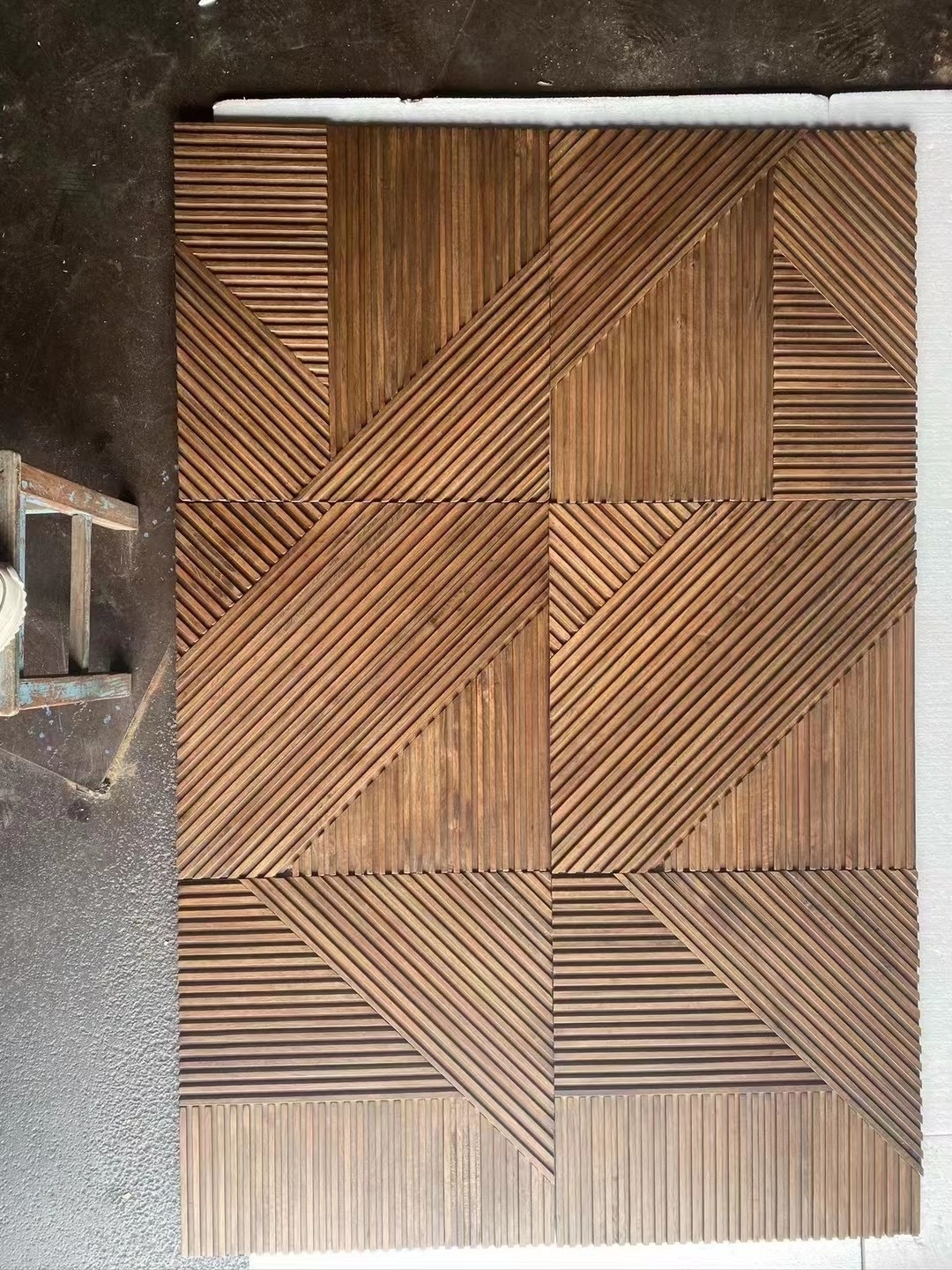 High Quality Solid Wood Wall Panel Wood Plank Board for Indoor Wall