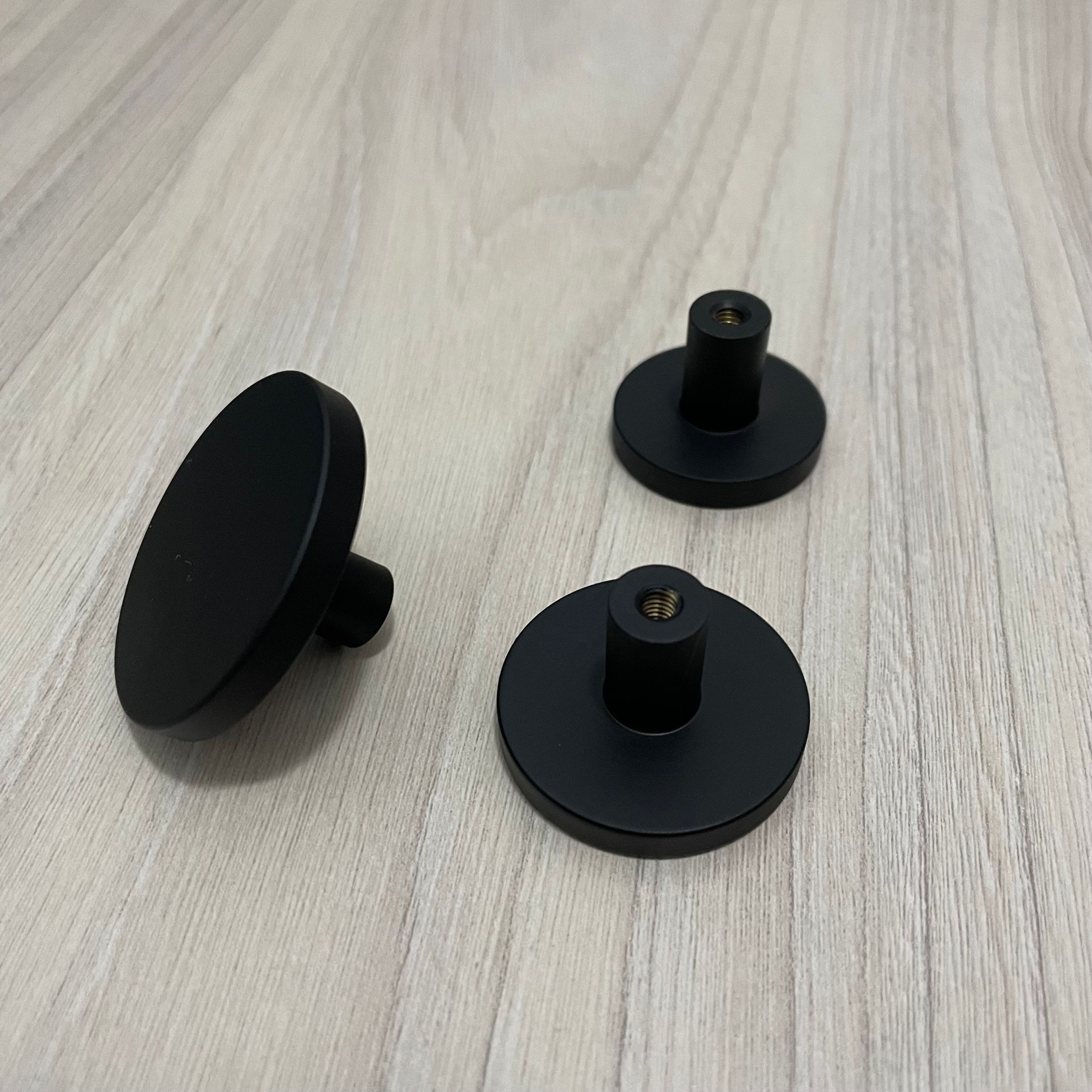 CB001 Home Furniture Decorative  Brass Black Furniture Cabinet Round Handle Copper Knob Pulls Round Shape