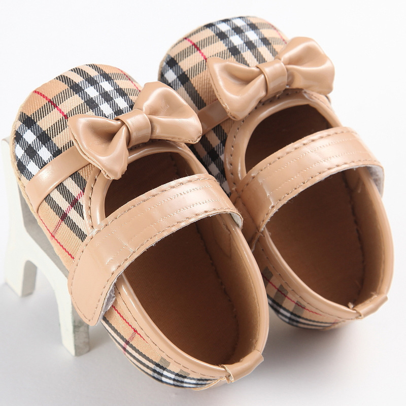 First Walk Shoes Plastic Bottom Bow Tie Lattice Toddler Shoes Girl Baby Shoes