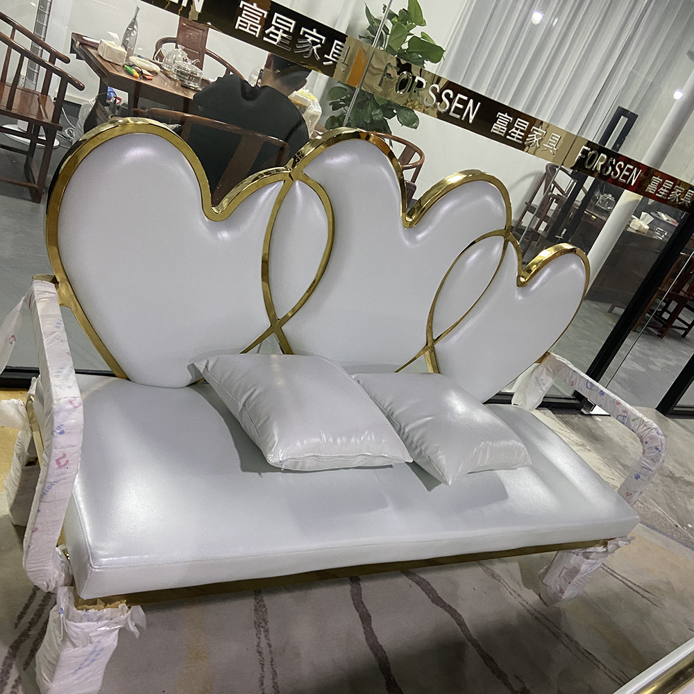 Latest Design Heart Shape Bride And Groom Wedding Royal Stuhl Throne Sofa Throne Sofa For Sales