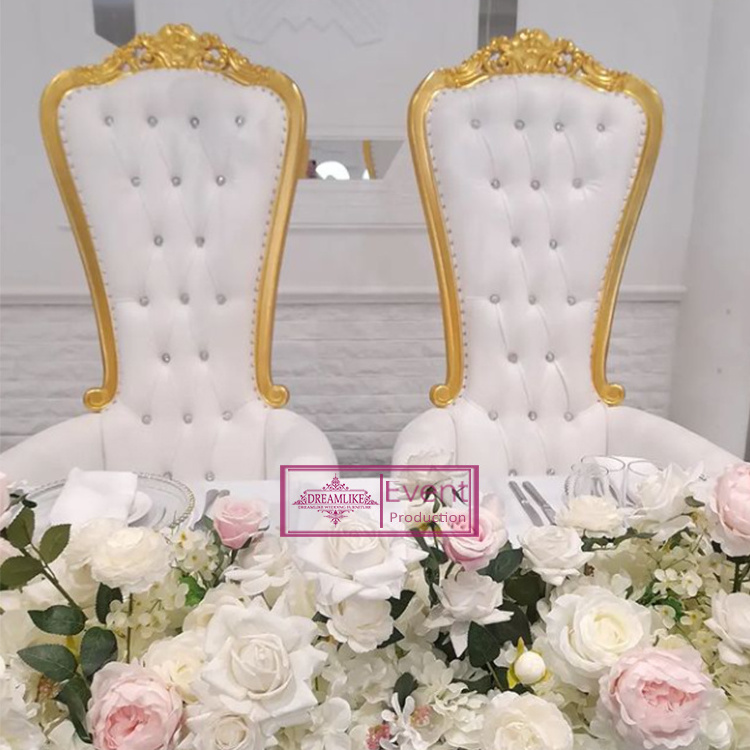 Factory direct sales modern wooden queen king royal wedding high back sofa throne armchairs