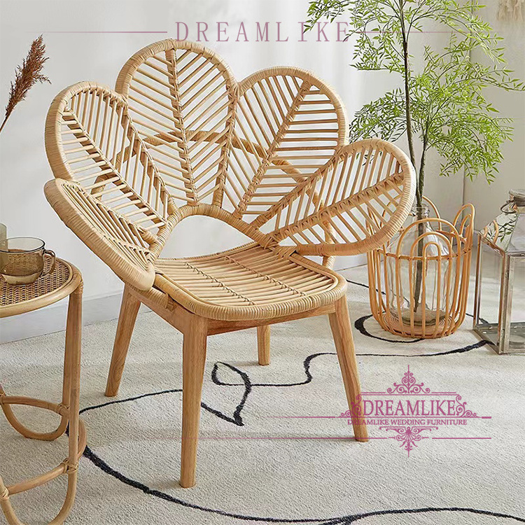 Designer Latest Style Modern Wooden Lounge Flower Backrest Rattan Weaving Leisure Rattan Vintage Furniture dining Chair