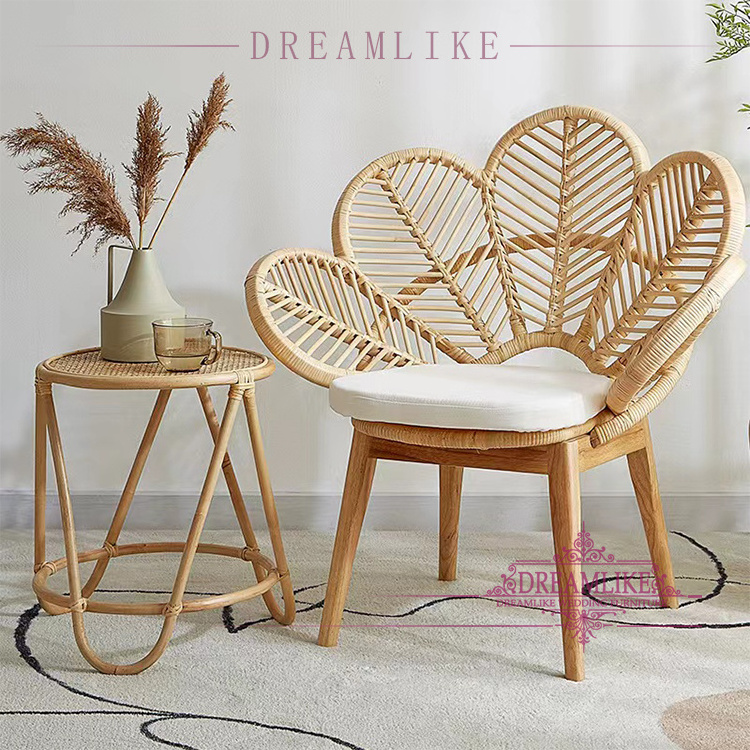 Designer Latest Style Modern Wooden Lounge Flower Backrest Rattan Weaving Leisure Rattan Vintage Furniture dining Chair