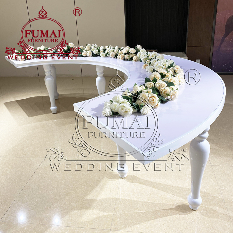 Serpentine Table Wedding White Stainless Steel Round Shape Dining Table