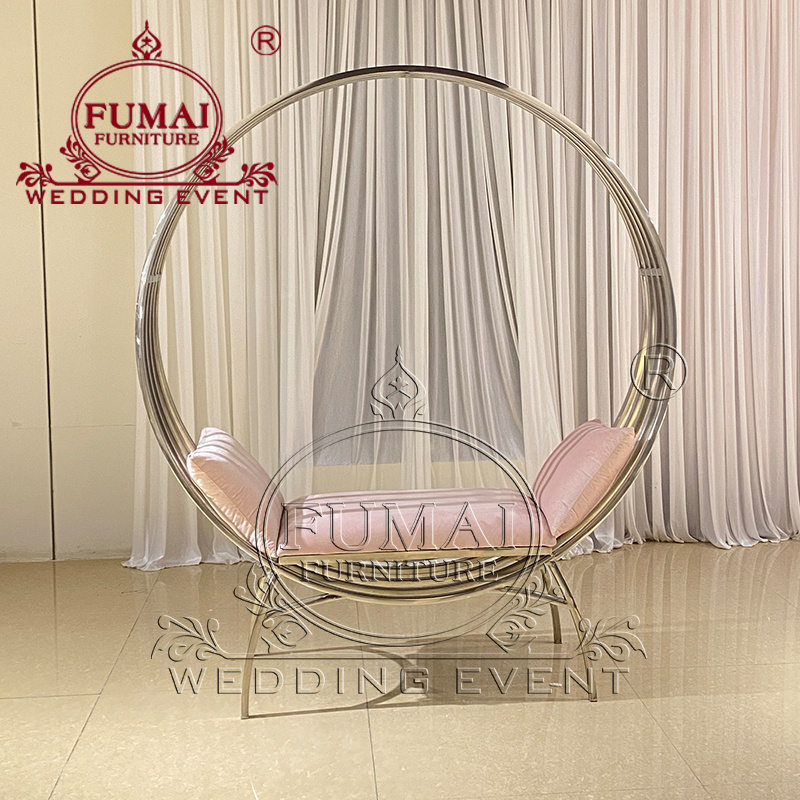 Event Celebration Gold Metal Bird Cage Wedding High Back King Chair For Couple