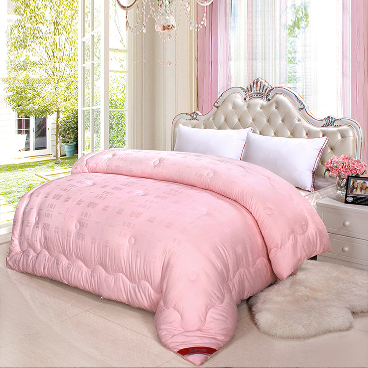 Chinese Wholesale 100% Silk Filled Duvets With Mulberry Silk Fabric /Silk Comforter/Silk Filled Quilt