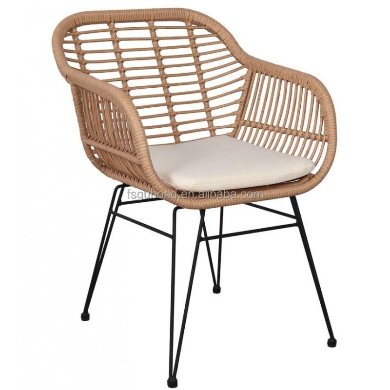 Outdoor Fashion Wicker Furniture Chair Restaurant Metal PE Rattan Dining Chair with Cushion for Sale