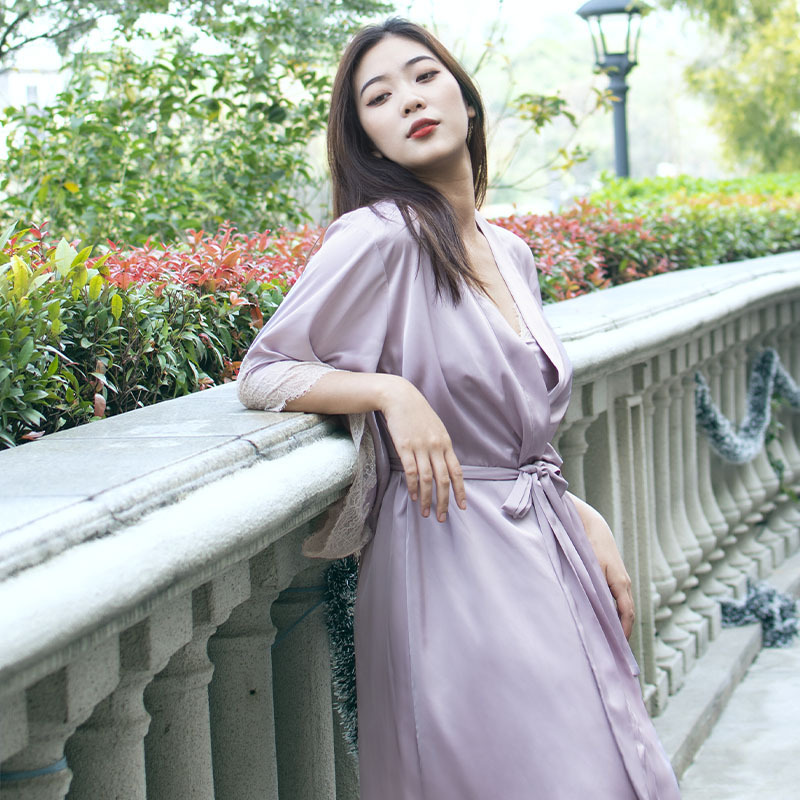 GuiXiu Factory Wholesale Custom silk satin robes women  robes sleeping sets Bridesmaid Lavender Satin Lace Robes