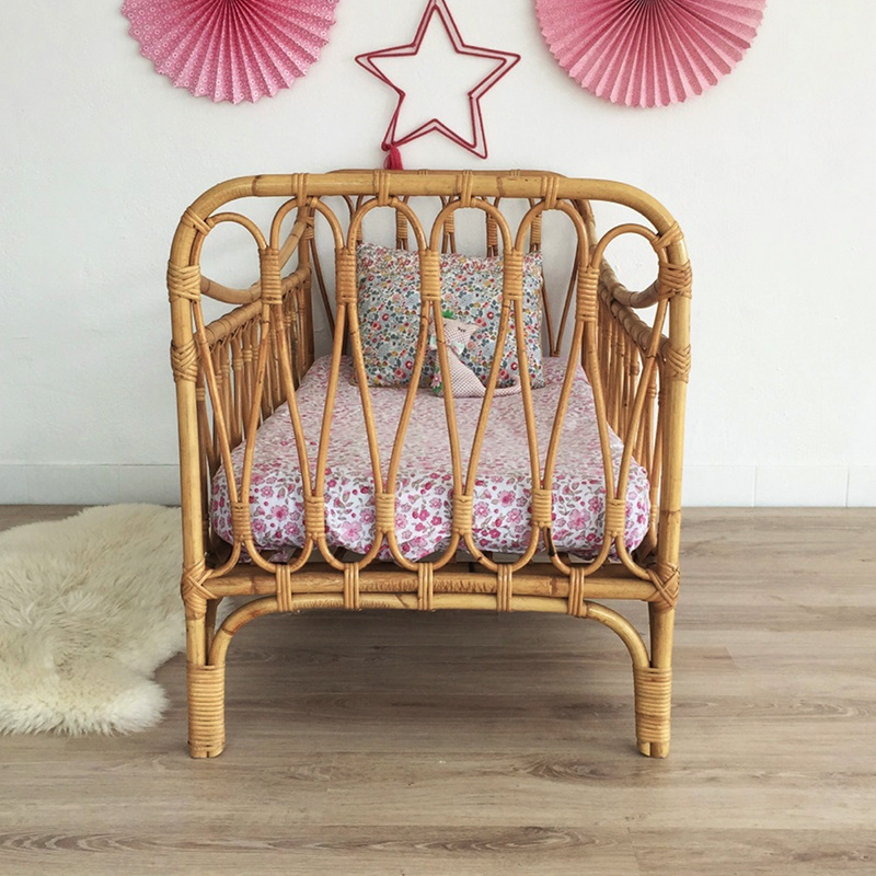 French Style Rattan Furniture Baby Bed Wicker Baby Cribs For Nursery