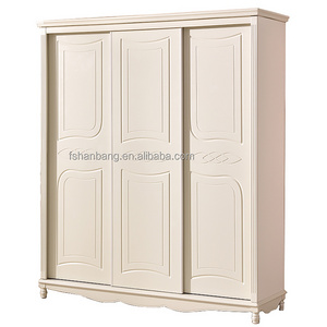 China Manufacturer  White Modern Simple Design Bedroom Furniture Flat Top 3 Sliding Door Wooden MDF Cloth Wardrobe Closet