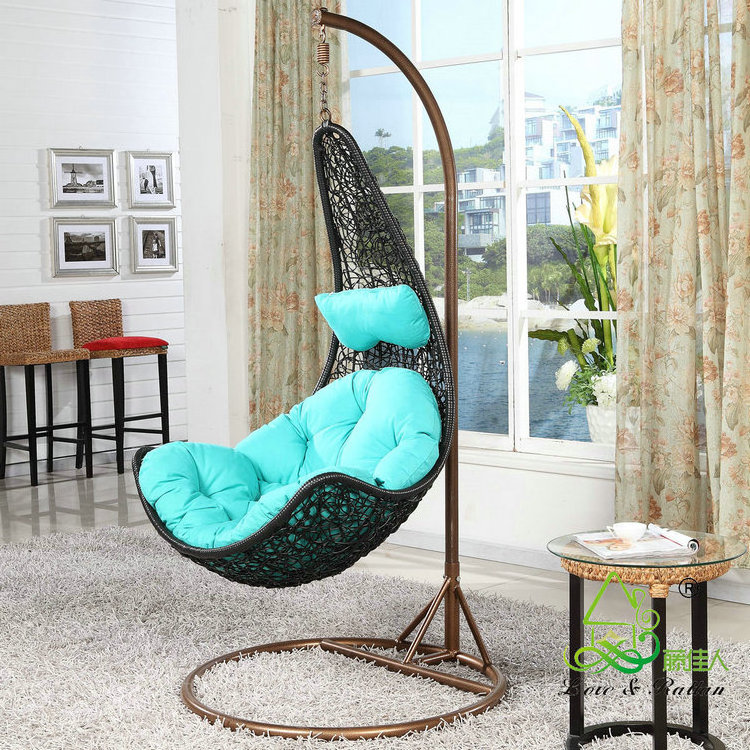 High Quality Rattan Wicker Free Standing Single Seat Swing Chair