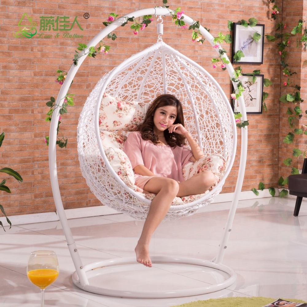 White Modern Patio Garden Rattan Wicker Hanging Swing Egg Chair