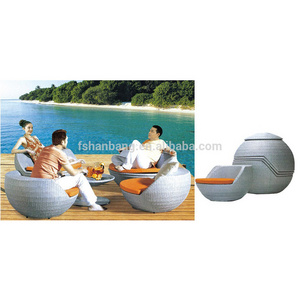 egg shaped outdoor furniture outdoor rattan egg chair