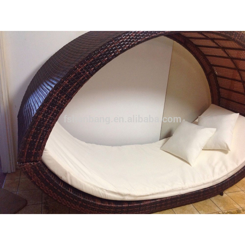 PE Wicker Day Bed Sun Lounge Brown Canopy Outdoor Sofa Rattan Furniture