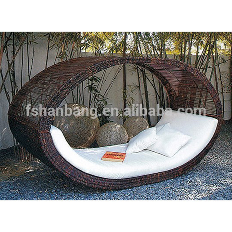 PE Wicker Day Bed Sun Lounge Brown Canopy Outdoor Sofa Rattan Furniture