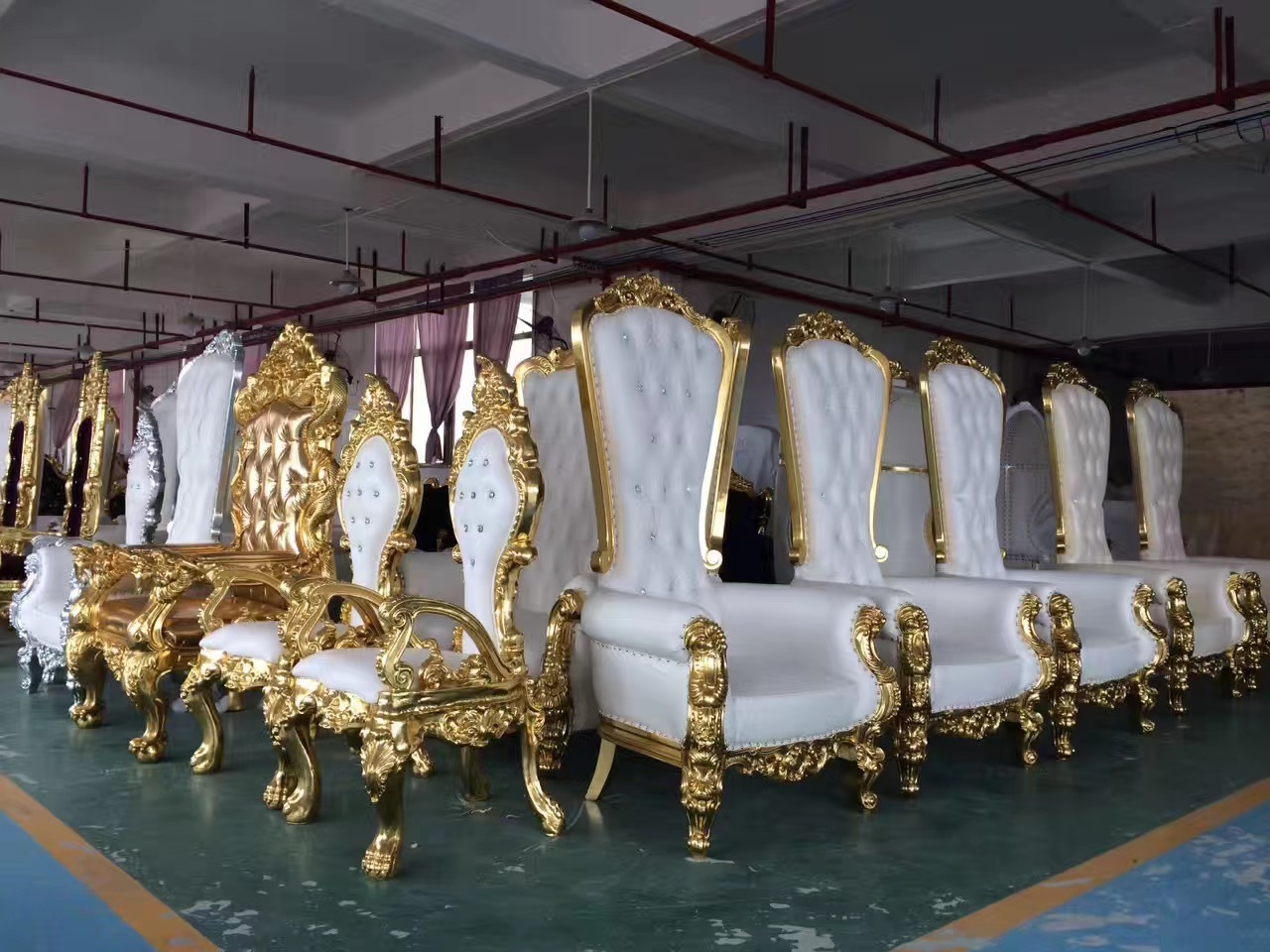 event furniture exquisite classic golden wooden Reyna throne chairs set, king throne chair rental for wedding luxury high back