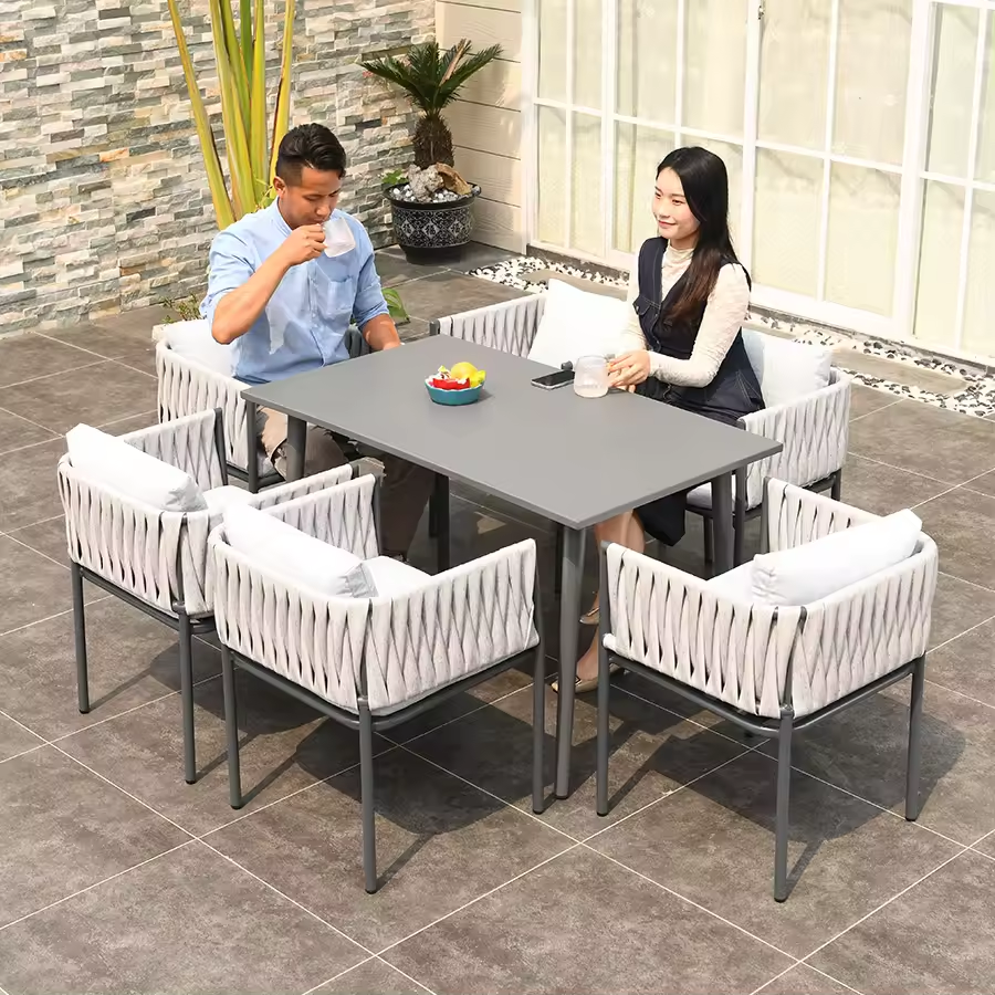 [HUAHONG]Luxury European Modern Style Outdoor Furniture Garden Patio Metal Chair Rattan Table And Chair Sets