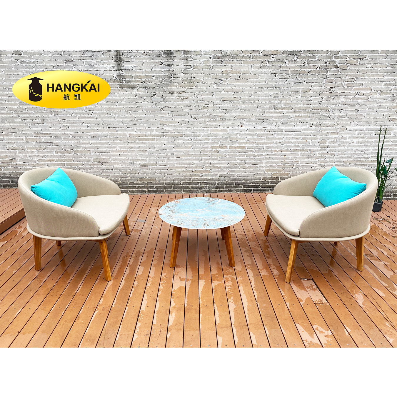 2023 new Outdoor Lounge Patio Sofa Newest architectural style designs garden furniture solid teak wood thick cushion sofa