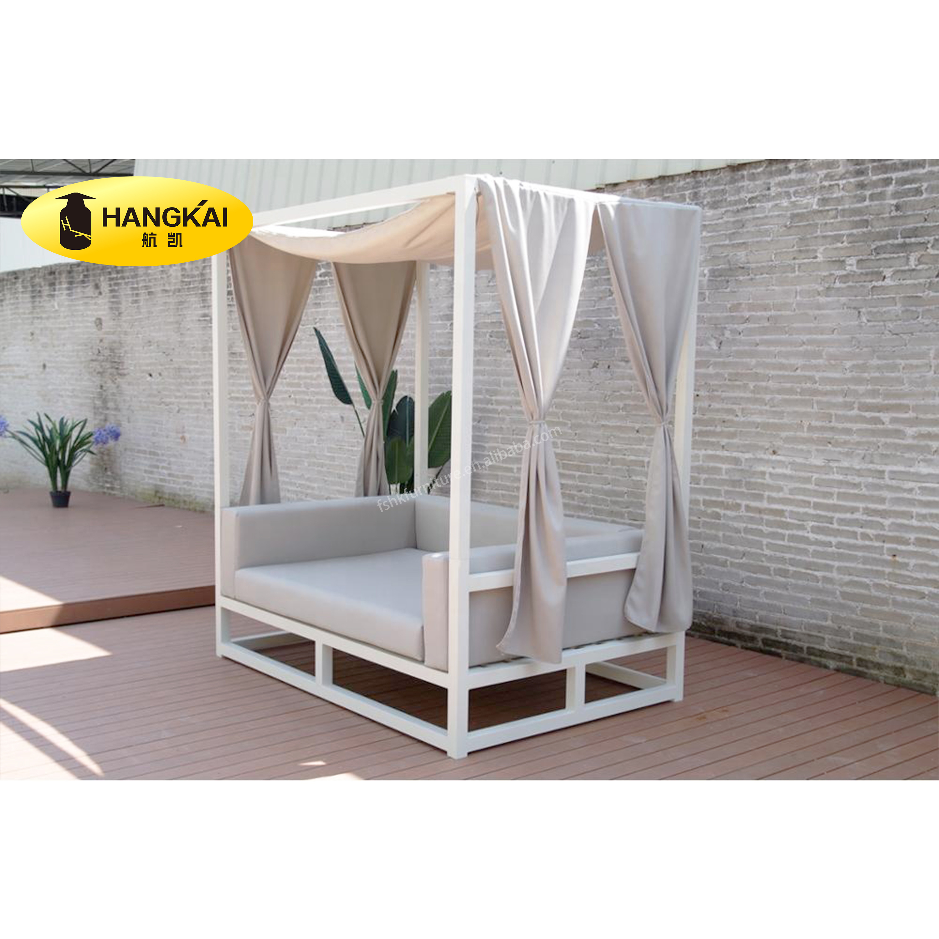 High Quality Aluminium Garden Gazebo Luxury Outdoor Sofa Bed with Canopy