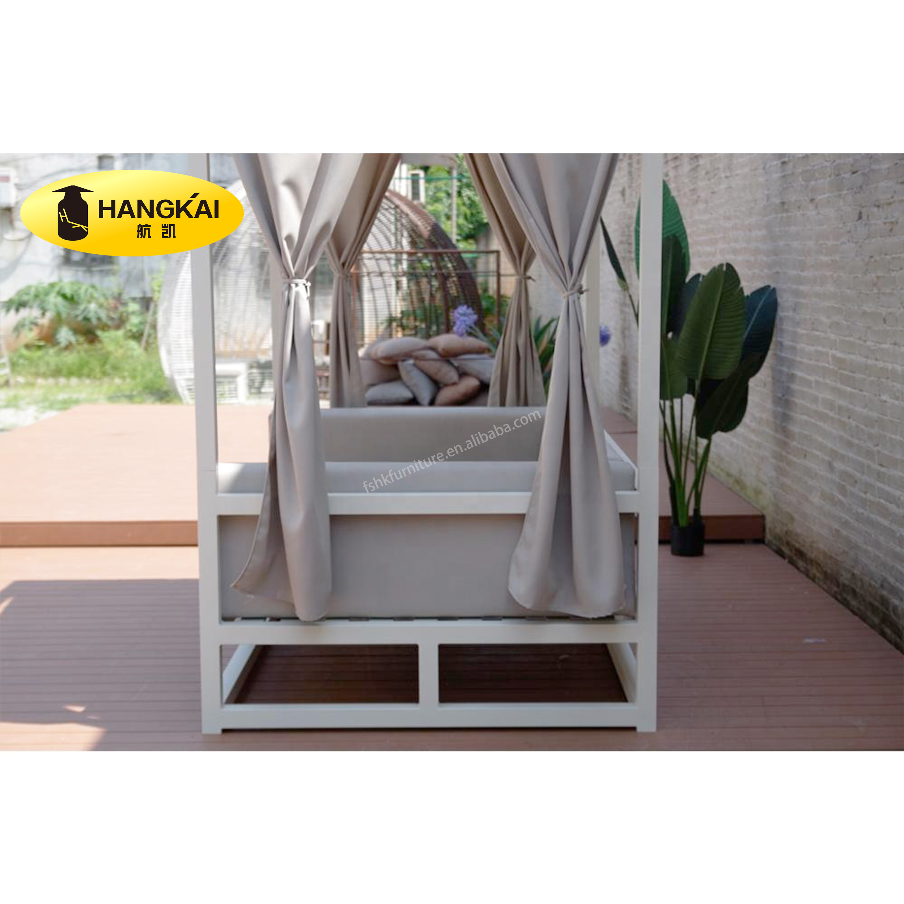 High Quality Aluminium Garden Gazebo Luxury Outdoor Sofa Bed with Canopy