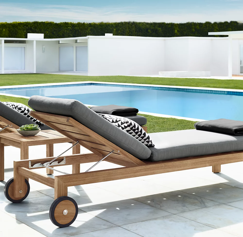 Modern Sun Lounger Furniture Teak Wood Patio Poolside Chaise Day Bed With Wheels