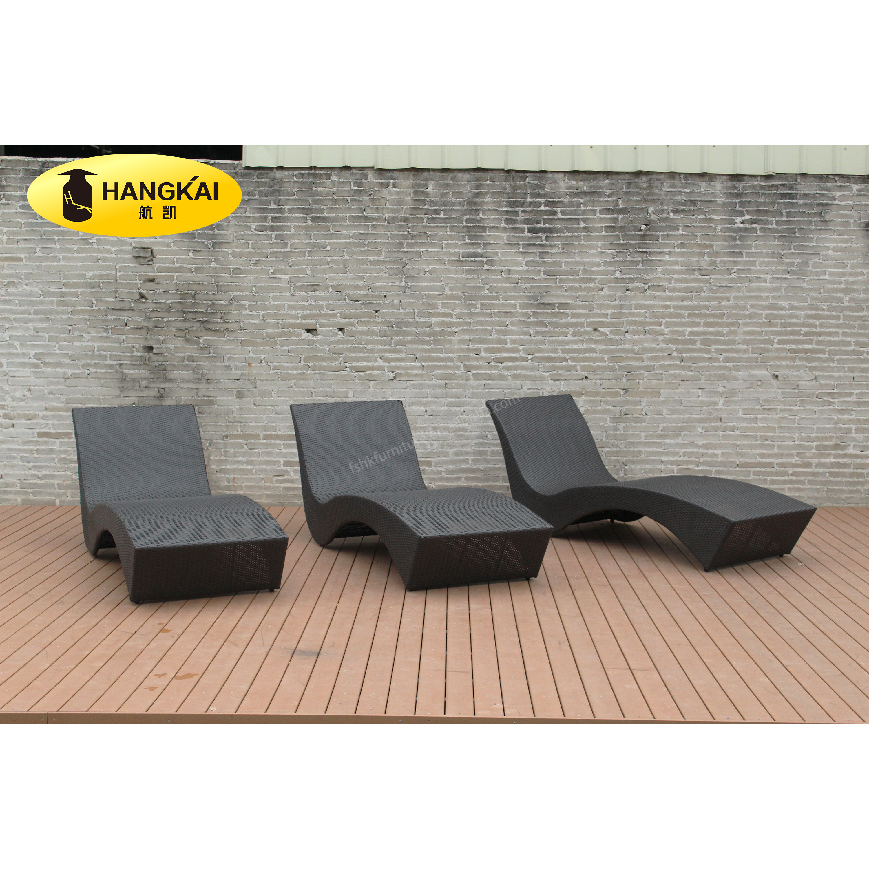 Wholesale King PE Rattan Patio  Outdoor Sun Bed Bench Sun Lounger