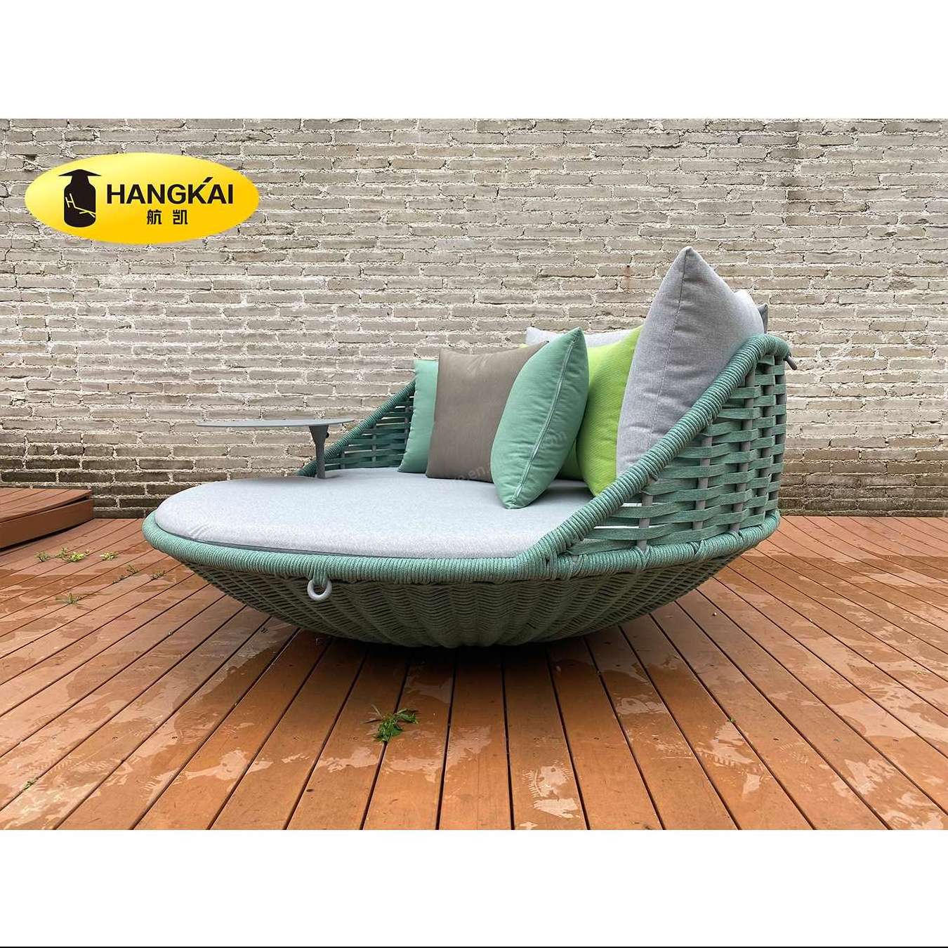 Hot sale hanging patio porch garden PE rattan sunbed chaise outdoor wicker egg chair swings