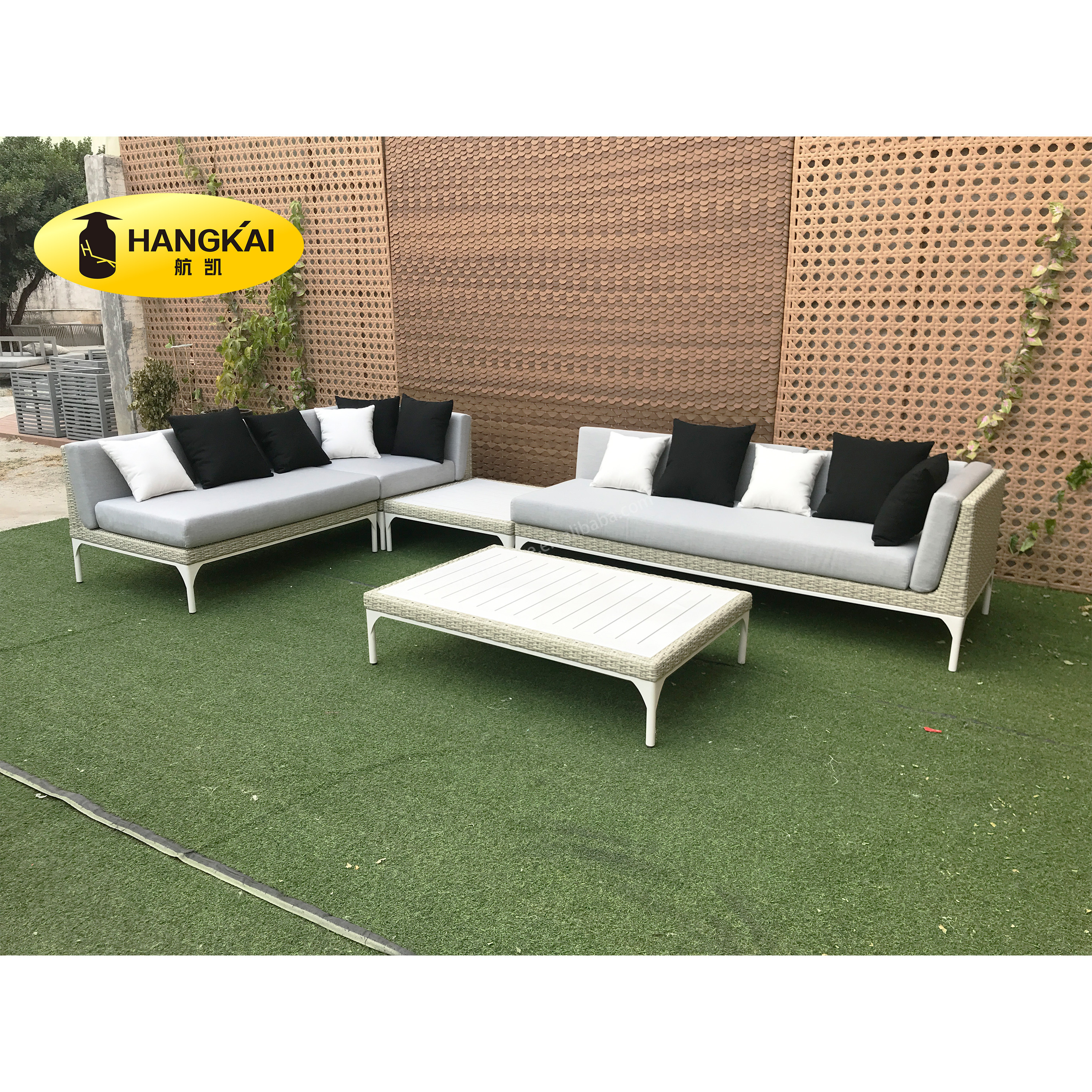 Luxury Style Rattan L Shape Garden Sofa Woven Water Proof Outdoor Garden Sofa Set